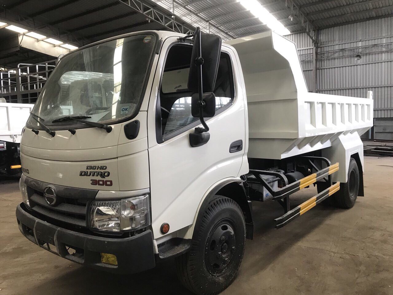 c2089df8b5fd4ba312ec image Xe hino nhập khẩu nguyên chiếc