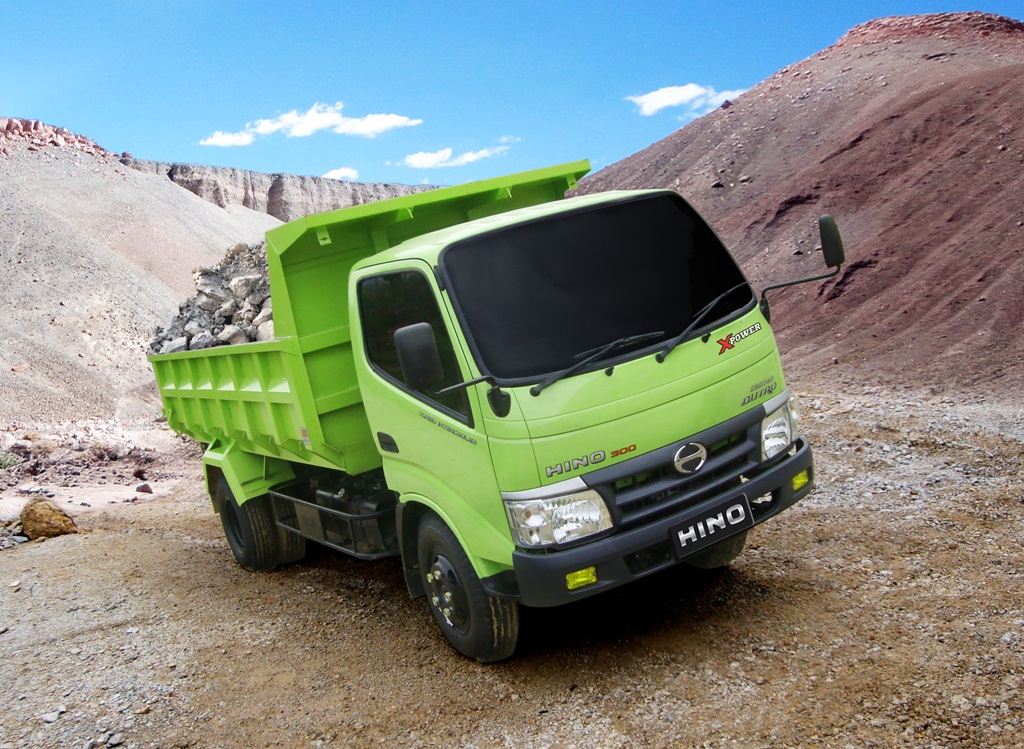 xe-ben-hino-300-2018 image xe ben hino Dutro 2018