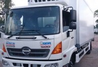 xe tai hino fc thung dong lanh series 500